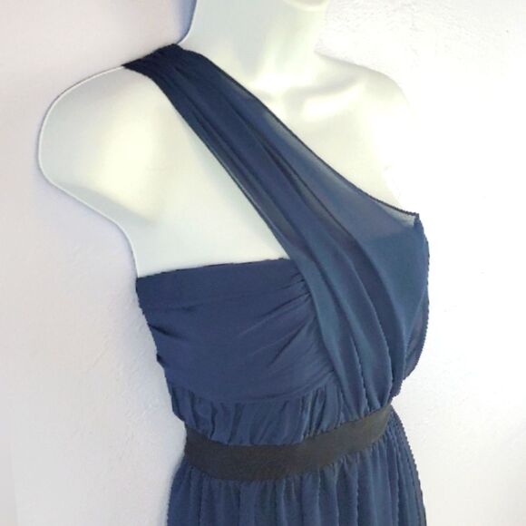 VINCE CAMUTO Dress - Picture 1 of 10